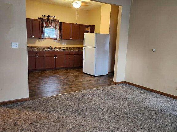 4th image of 1031 6th St #1