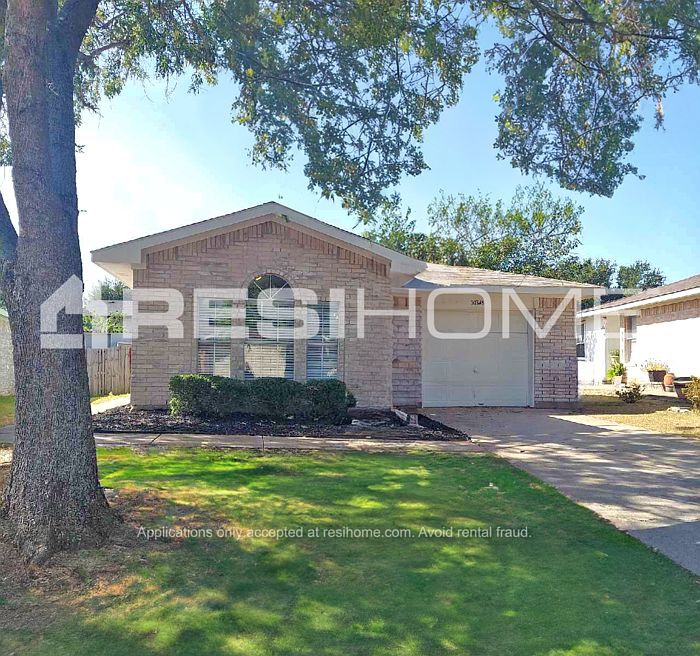 1st image of 10348 Blackjack Oaks Dr