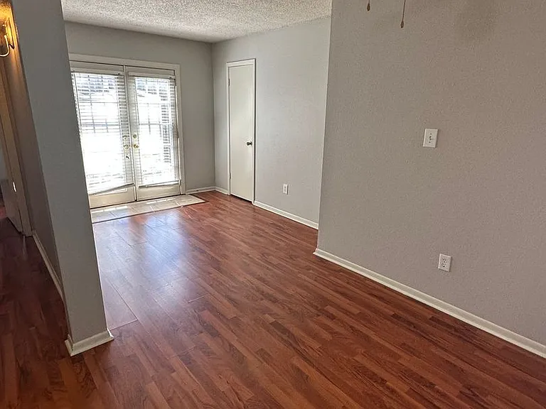 6695-3 Whispering Oak Pl — Photo 3