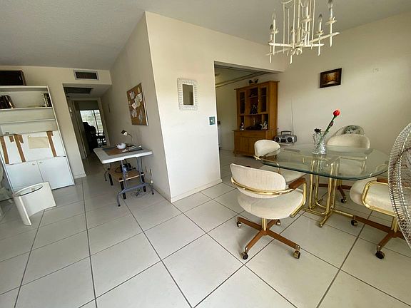 3rd image of 163 Wellington Cir #J-1630