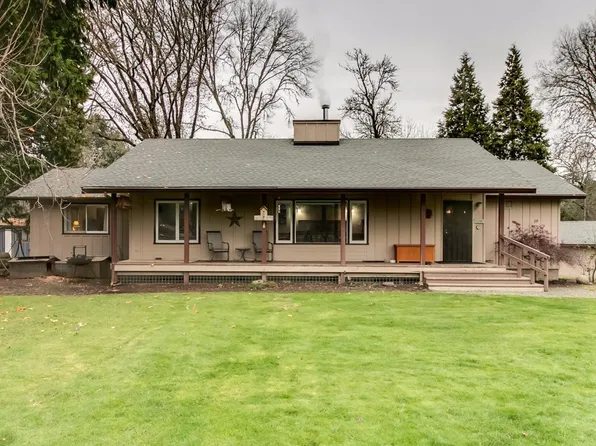 4187 Riverbanks Rd, Grants Pass, OR 97527