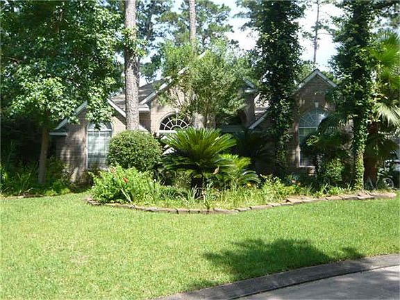 2nd image of 6 Old River Pl