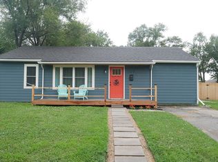 709 W Poor St, Olathe, KS 66061