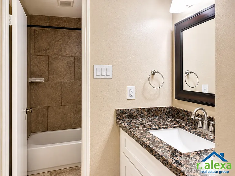 3038 Mosby Dr — Photo 13