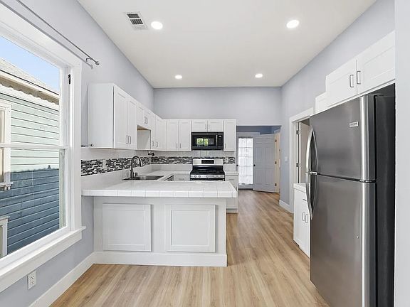 5th image of 419 T St #2