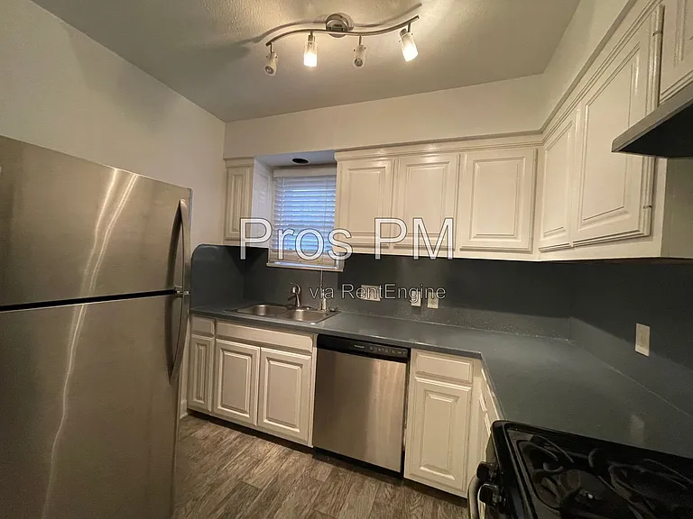 4000 Hawthorne Ave #4 — Photo 7