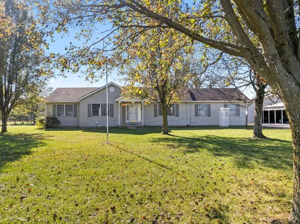998 Murtland Rd, Lynchburg, OH 45142