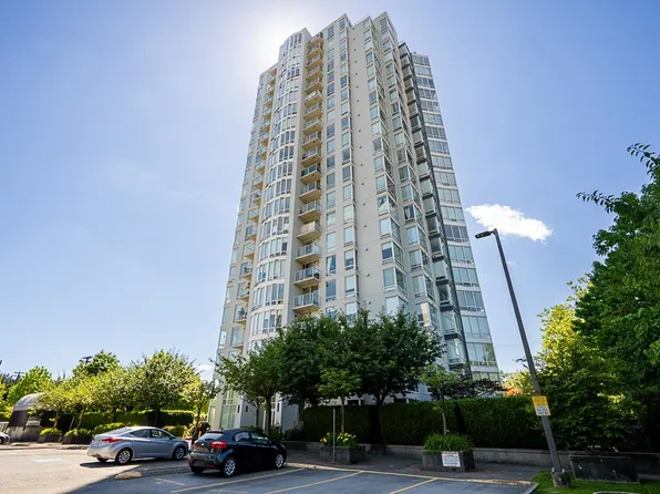 14820 104th Ave #1102, Surrey, BC V3R 0V9