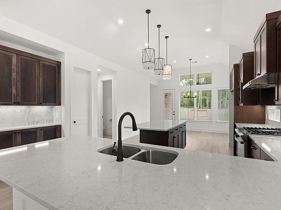 4th image of 28823 Chalk Ridge Dr