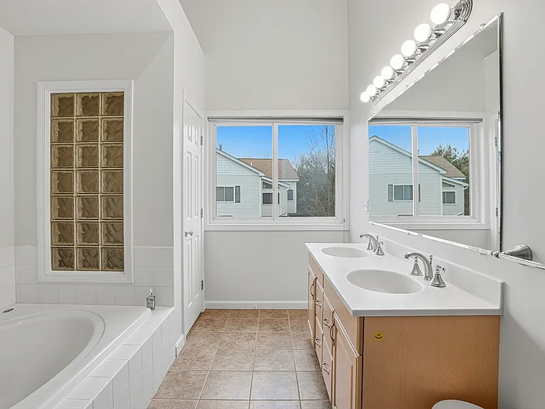 153 America Blvd #153 — Photo 31