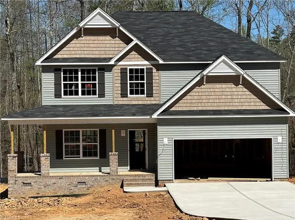 6584 Rogers Farm Rd, Pleasant Garden, NC 27313