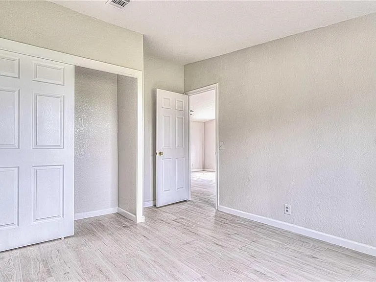 8767 County Road 469 — Photo 18