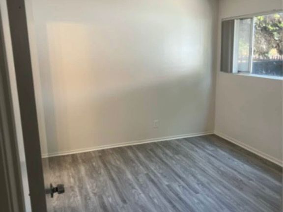 5th image of 10112 Alondra Blvd #20