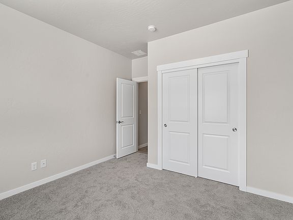 3rd image of 1319 N Tschirley Rd #1