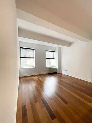 Rented by NY Living Solutions | media 27