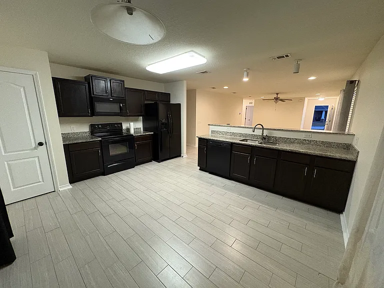 477 Evening Falls Dr — Photo 16