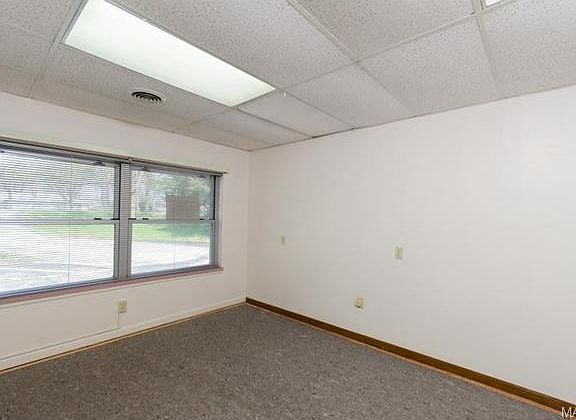 4th image of 11142 Olive Blvd