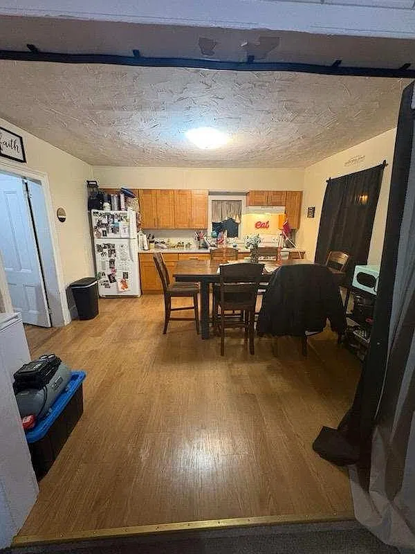 2 bed, $2,100 — Photo 1