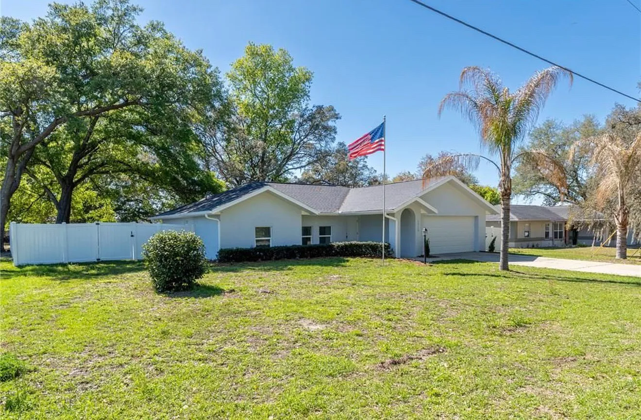 3 bed, 1585 sqft, $2,300 — Photo 2