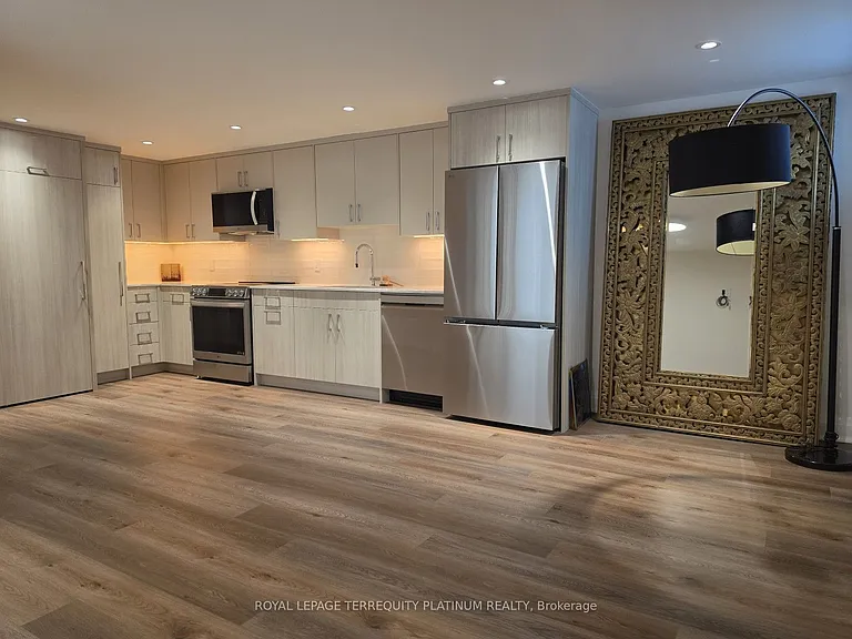 191 Shaw St #BASEMENT — Photo 8
