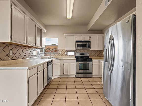 3rd image of 6139 Twilight View Way