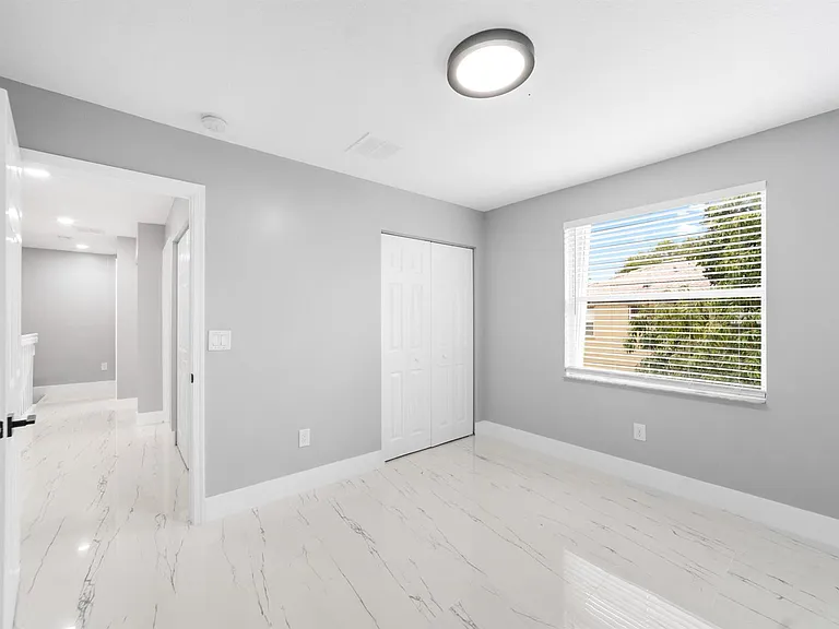 5233 SW 155th Way — Photo 21