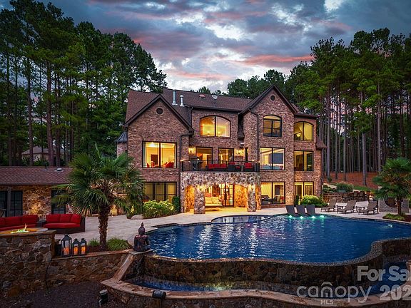 2nd image of 1220 Broadside Rd