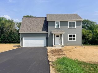 236 Hawks Vw, Edgerton, WI 53534