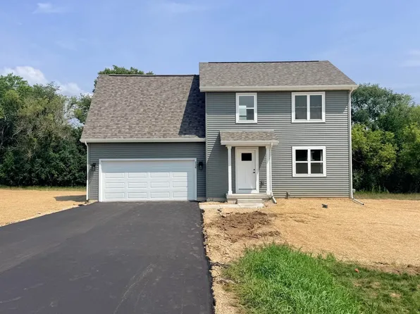 236 Hawks Vw, Edgerton, WI 53534