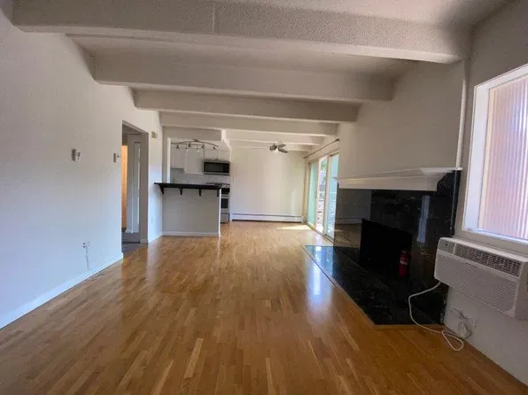 655 N Pearl St APT 201, Denver, CO 80203