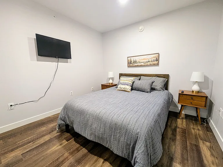 413 Jefferson St #6 — Photo 5