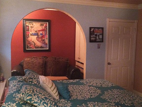 3rd image of 8 Bayou Ln