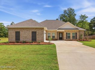 232 Deerfield Club Dr, Canton, MS 39046