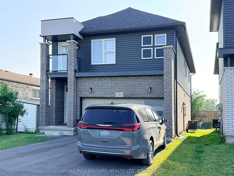 78 Bradley Ave — Photo 1