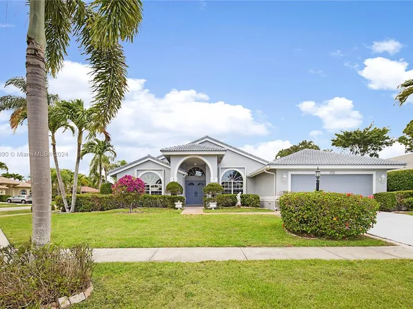 5745 Aspen Ridge Ct, Delray Beach, FL 33484