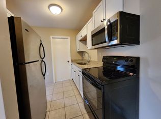 3027 Park Terrace Dr APT 9, Rockford, IL 61114