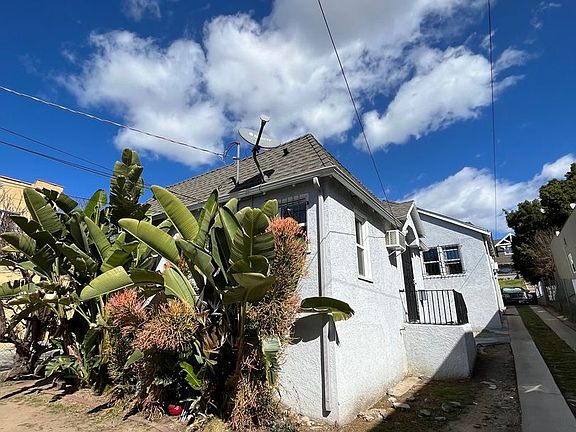 3rd image of 3926 W 28th St