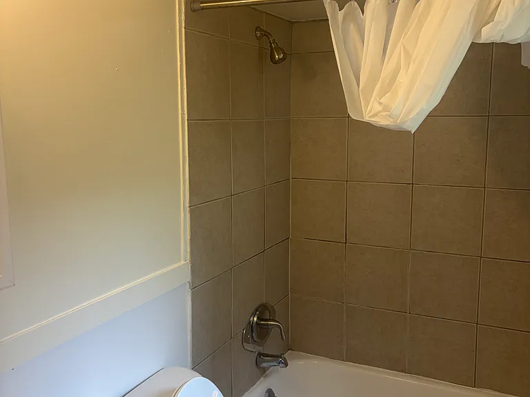 3334 Bevis Ave — Photo 5
