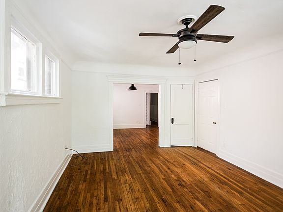 5th image of 364 W Grand Blvd #1