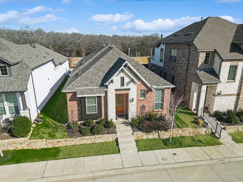 1st image of 213 Rain Lily Ln