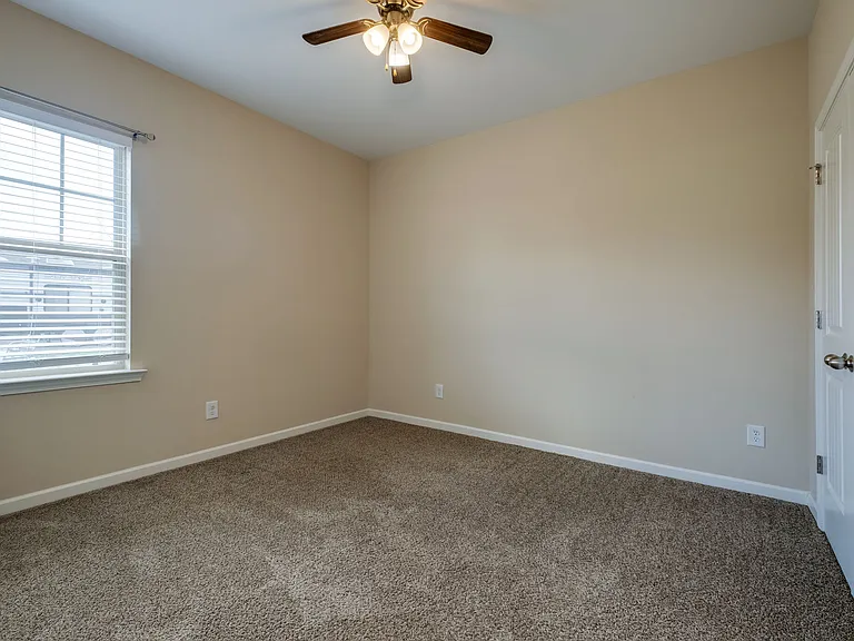 1021 Lindyn Lee Way — Photo 29