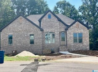 1793 Parc Lane Cir, Warrior, AL 35180