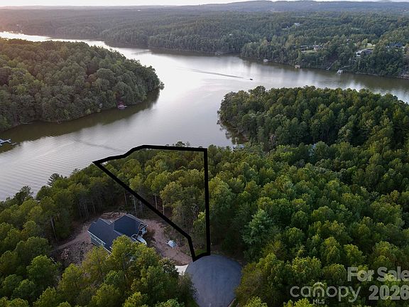 2nd image of 2297 Anchor Ln