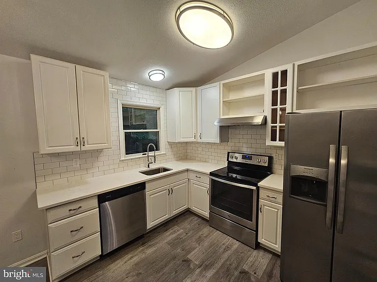 730 Ox Bow Ln — Photo 4