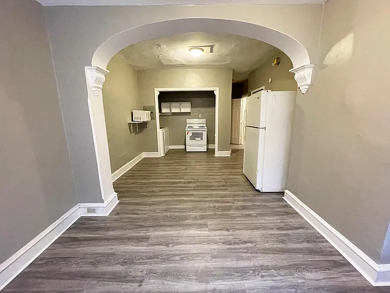 4637 Leiper St #2 — Photo 6