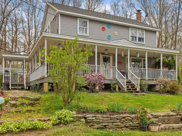 407 Brooklyn Turnpike, Scotland, CT 06247