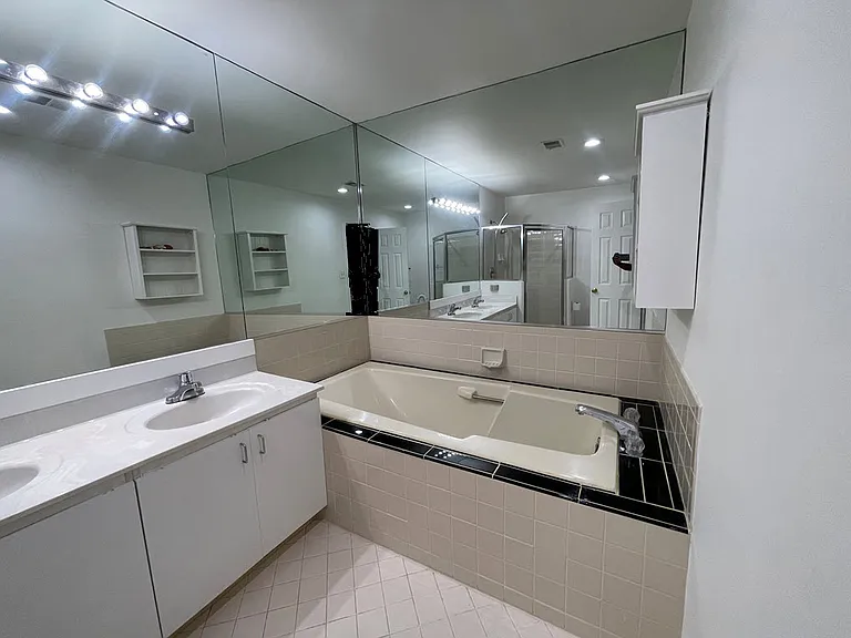 7727 Rockledge Ct — Photo 37