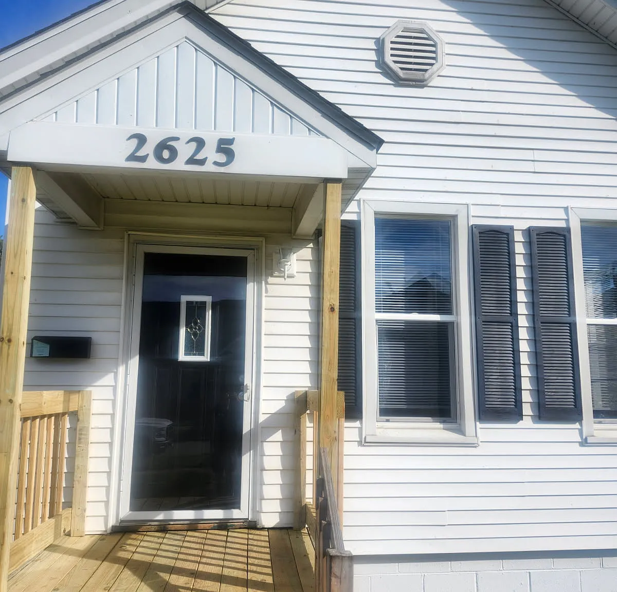 2 bed, 941 sqft, $775 — Photo 1