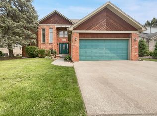 39722 Brylor Ct, Clinton Township, MI 48038