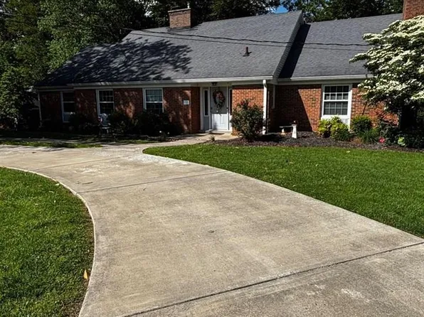604 Cherokee Dr, Campbellsville, KY 42718